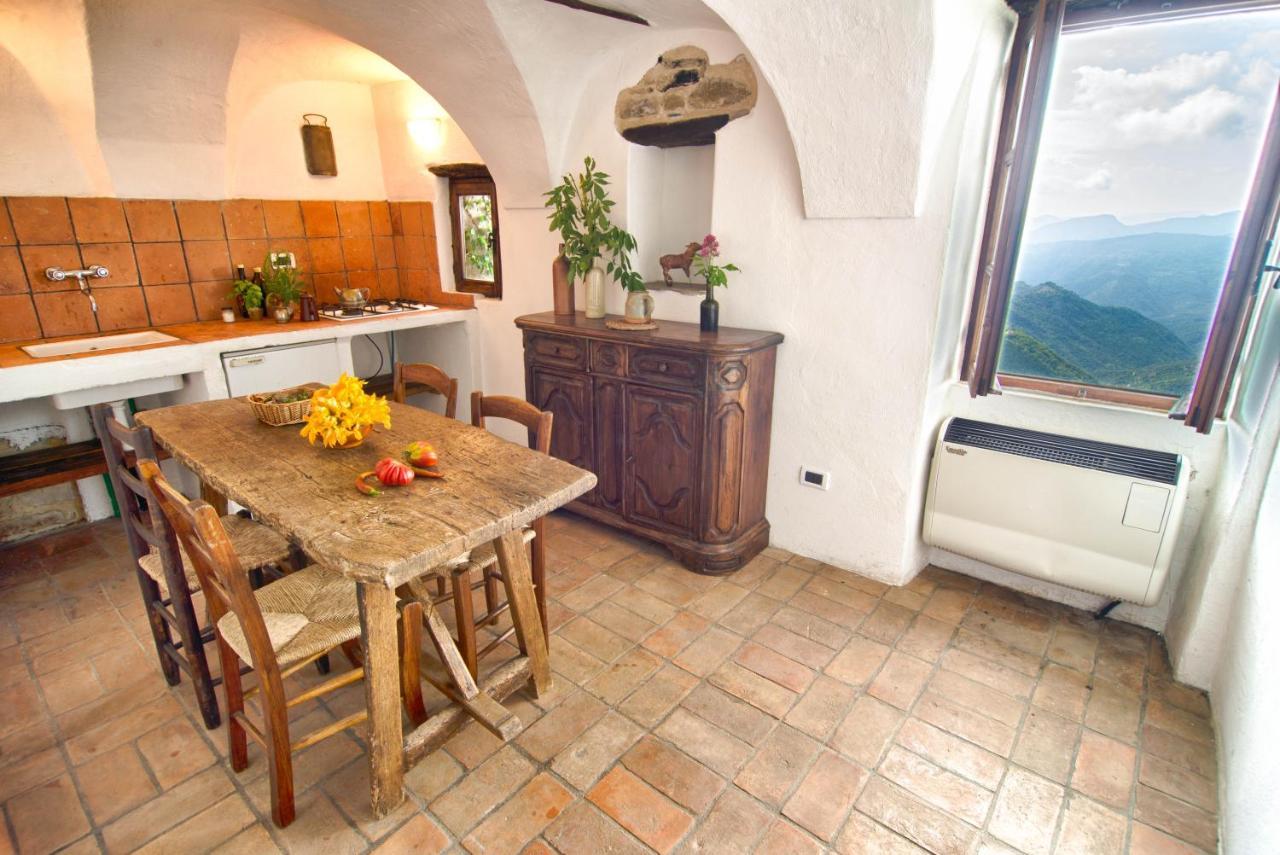 Lovers' Nest Baiardo Exterior photo